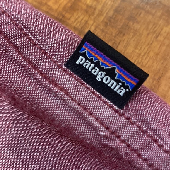 Men’s Patagonia button up shirt - Picture 3 of 4